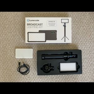 LumeCube Broadcast Kit